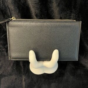 No name black wallet with 18 card slots